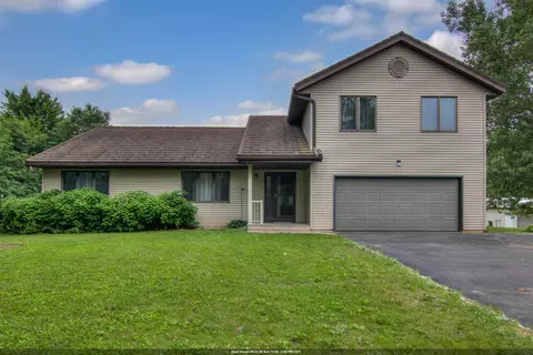 8103 W Folsom St, Eau Claire, WI 54703