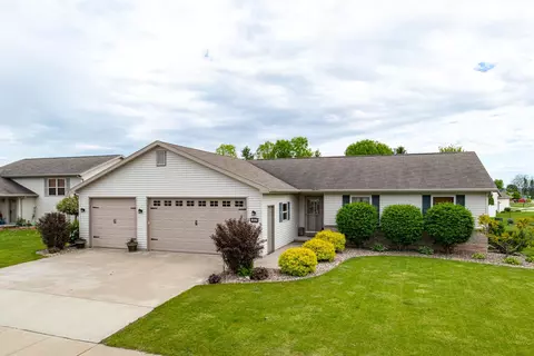 217 Lemongrass Way, Kaukauna, WI 54130
