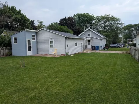 Exterior - 219 Guenther St, Oshkosh, WI 54902 photo 2 of 3