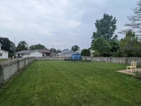 Exterior - 219 Guenther St, Oshkosh, WI 54902 photo 3 of 3