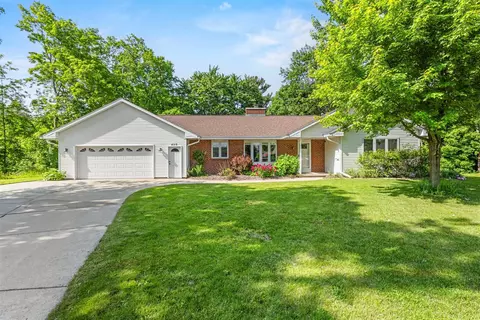 420 Melissa Ct, Denmark, WI 54208