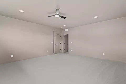 Bedroom - 7205 N Trinity Ct, Appleton, WI 54913 photo 8 of 10