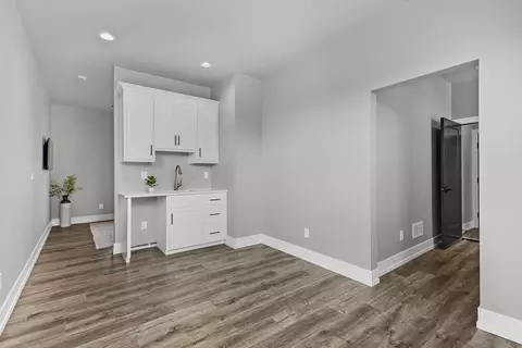 Entry Way - 7205 N Trinity Ct, Appleton, WI 54913 photo 3 of 6