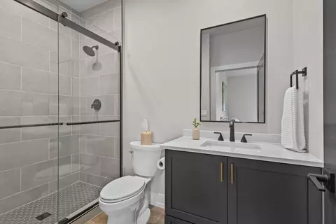 Bath - 7205 N Trinity Ct, Appleton, WI 54913 photo 8 of 12
