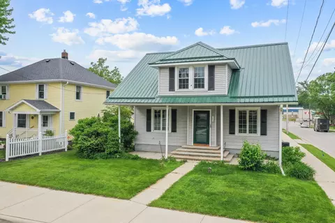 153 N Wall St, Denmark, WI 54208