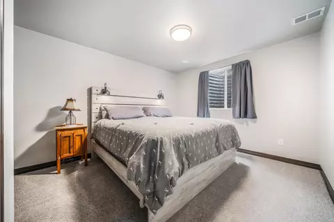 Bedroom - 5090 N Milkweed Trl, Appleton, WI 54913 photo 6 of 7