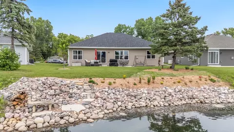 Exterior - 5090 N Milkweed Trl, Appleton, WI 54913 photo 9 of 9