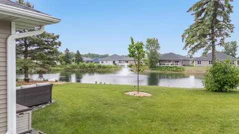 Exterior - 5090 N Milkweed Trl, Appleton, WI 54913 photo 5 of 9