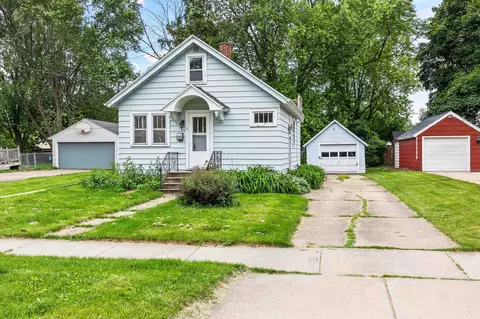 1513 W Washington St, Appleton, WI 54914