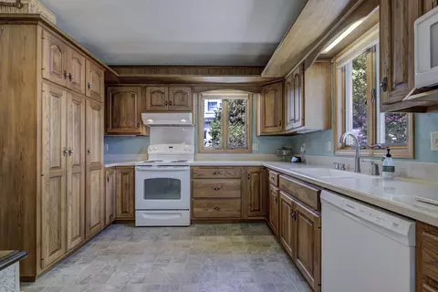 1108 N Division St, Appleton, WI 54911 photo 11