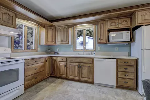 1108 N Division St, Appleton, WI 54911 photo 12