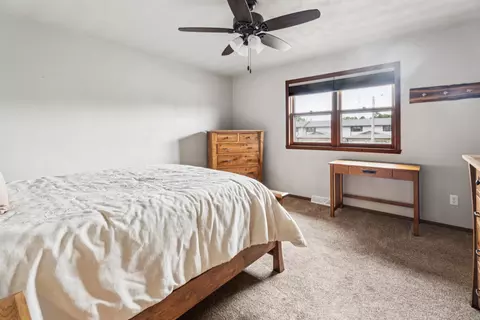 Bedroom - 725 S Westhaven Pl #G, Appleton, WI 54914 photo 1 of 4