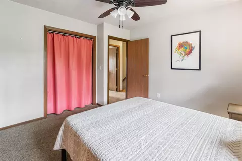 Bedroom - 725 S Westhaven Pl #G, Appleton, WI 54914 photo 4 of 4