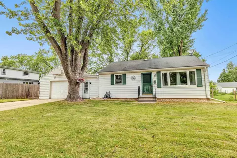 1489 Hastings St, Green Bay, WI 54301