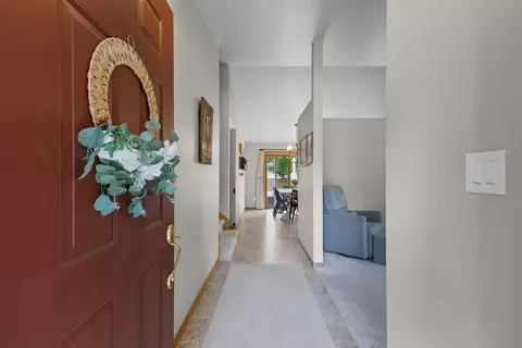 Entry Way - n256 Springfield Drive, Appleton, WI 54915 photo 2 of 3