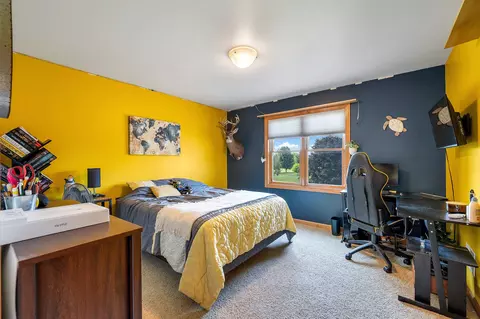 Bedroom - w3866 Lone Oak Drive, Appleton, WI 54913 photo 1 of 9
