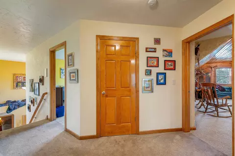 Entry Way - w3866 Lone Oak Drive, Appleton, WI 54913 photo 15 of 17