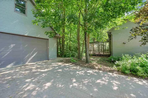 Exterior - w3866 Lone Oak Drive, Appleton, WI 54913 photo 4 of 14