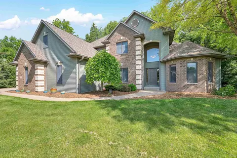w3866 Lone Oak Drive, Appleton, WI 54913