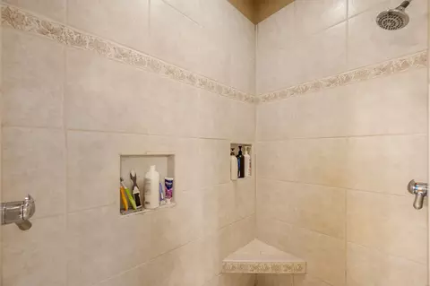 Bath - w3866 Lone Oak Drive, Appleton, WI 54913 photo 5 of 7