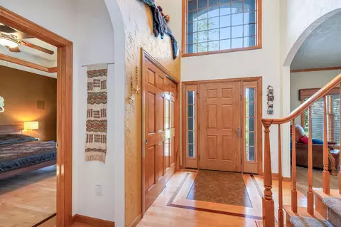 Entry Way - w3866 Lone Oak Drive, Appleton, WI 54913 photo 5 of 17