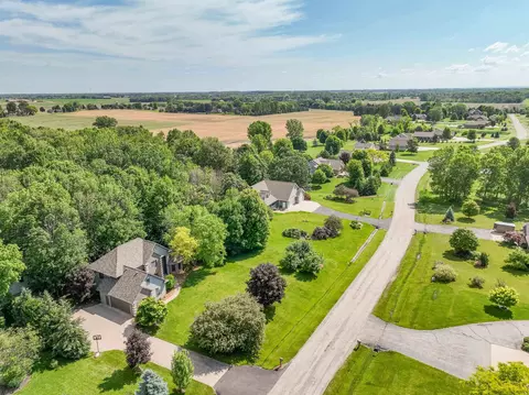 View/Area - w3866 Lone Oak Drive, Appleton, WI 54913 photo 2 of 4
