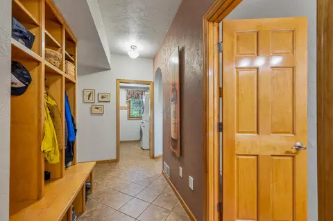 Entry Way - w3866 Lone Oak Drive, Appleton, WI 54913 photo 12 of 17