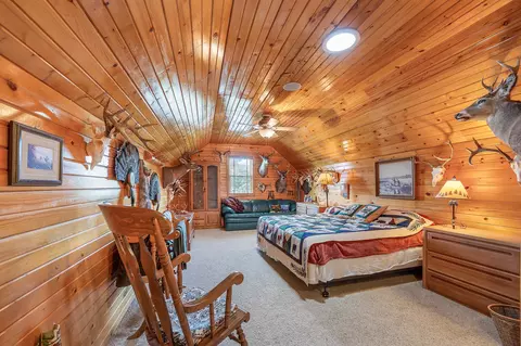 Bedroom - w3866 Lone Oak Drive, Appleton, WI 54913 photo 2 of 9