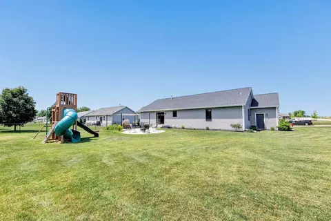 Exterior - 582 Clay St, Wrightstown, WI 54180 photo 4 of 10