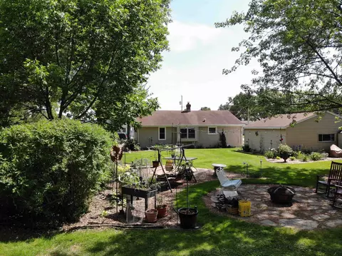1918 E Pauline St, Appleton, WI 54911 photo 26