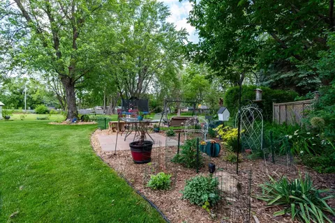 1918 E Pauline St, Appleton, WI 54911 photo 34