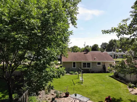 1918 E Pauline St, Appleton, WI 54911 photo 37