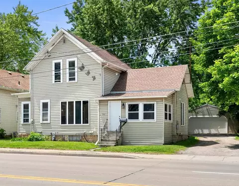907 Lawe St, Kaukauna, WI 54130