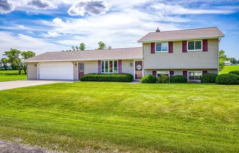 1035 Fox St, Chilton, WI 53014