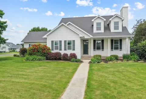 1379 Graystone Ct, De Pere, WI 54115