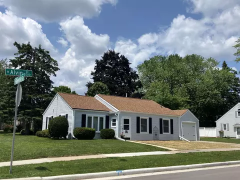 2021 N Alvin St, Appleton, WI 54911