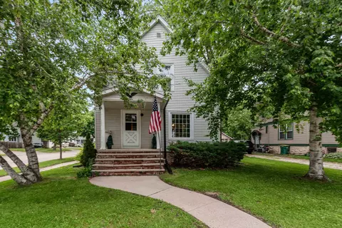 69 N Park Ave, Fond Du Lac, WI 54935