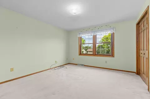 2939 W Roselawn Dr, Appleton, WI 54914 photo 25