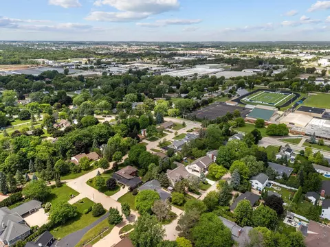 View/Area - 1824 W Reid Dr, Appleton, WI 54914 photo 4 of 8