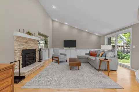 Living - 1824 W Reid Dr, Appleton, WI 54914 photo 4 of 6