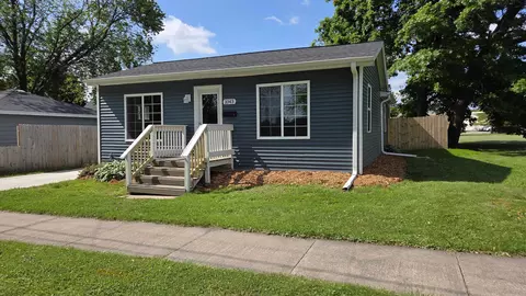 1043 Western Ave, Green Bay, WI 54303