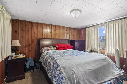 Bedroom - 1329 Central St, Oshkosh, WI 54901 photo 2 of 2