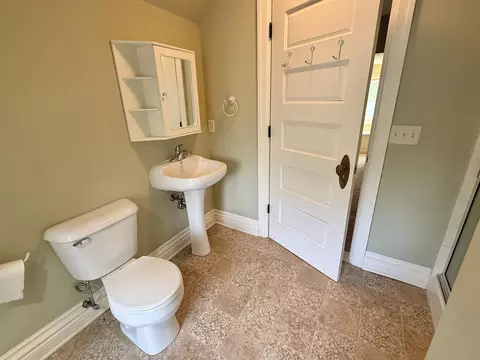 Bath - 195 E Park Ave, Berlin, WI 54923 photo 9 of 10