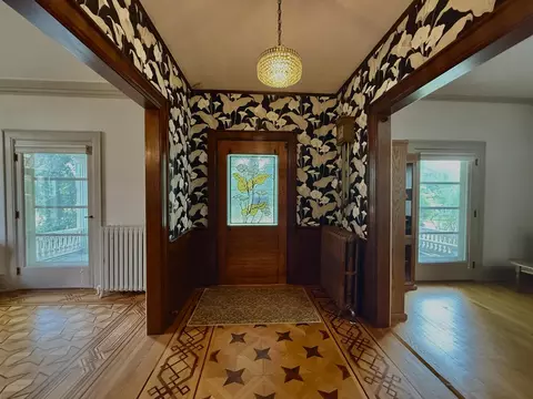 Entry Way - 195 E Park Ave, Berlin, WI 54923 photo 2 of 18