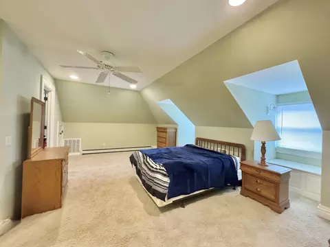 Bedroom - 195 E Park Ave, Berlin, WI 54923 photo 9 of 11