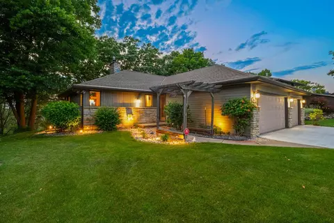 2905 Bay Settlement Rd, Green Bay, WI 54311