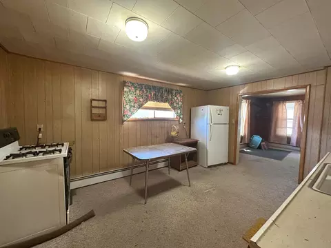 Kitchen - 1500 26th Ave, Menominee, MI 49858 photo 2 of 2