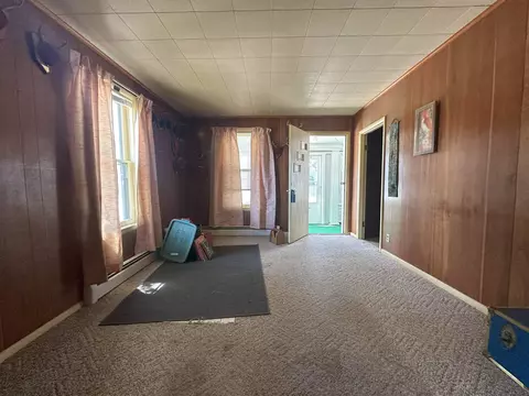 Living - 1500 26th Ave, Menominee, MI 49858 photo 2 of 2
