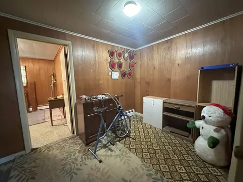Bedroom - 1500 26th Ave, Menominee, MI 49858 photo 4 of 4