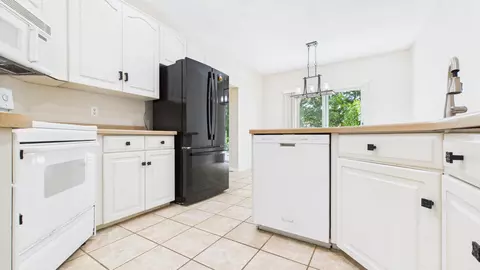 Kitchen - 3119 N Division St, Appleton, WI 54911 photo 1 of 2